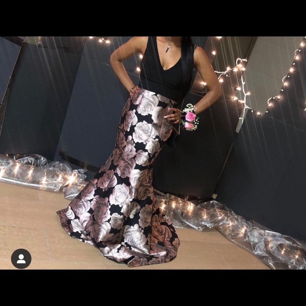Prom dress